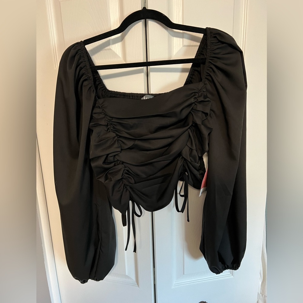 Never worn Arula black top. Size A (1x)